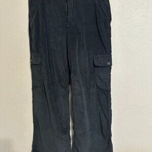 American Eagle black corduroy wide leg cargo pants, Size 10